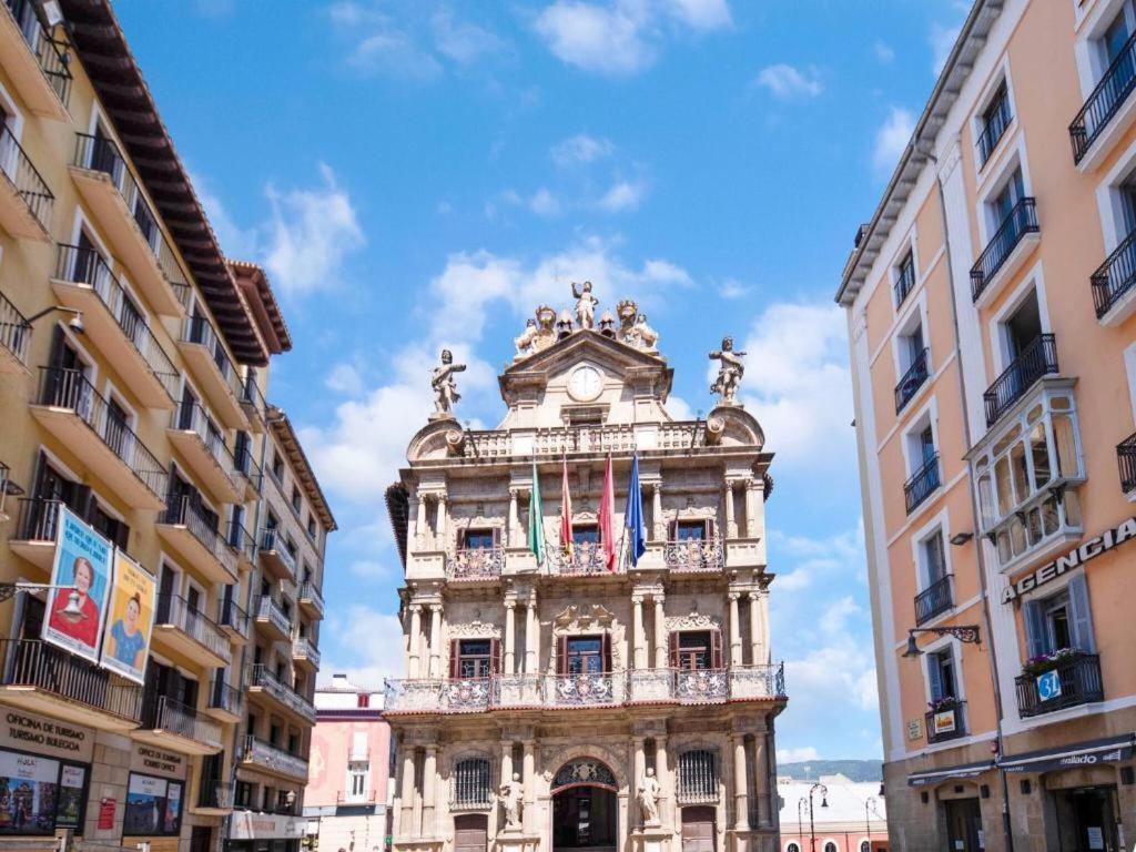 Apartamento Mercaderes Pamplona Eksteriør bilde
